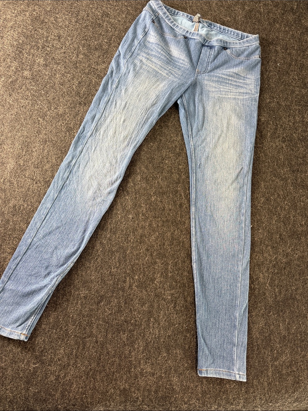 HUE‎ Light Wash Skinny Jeans - Women